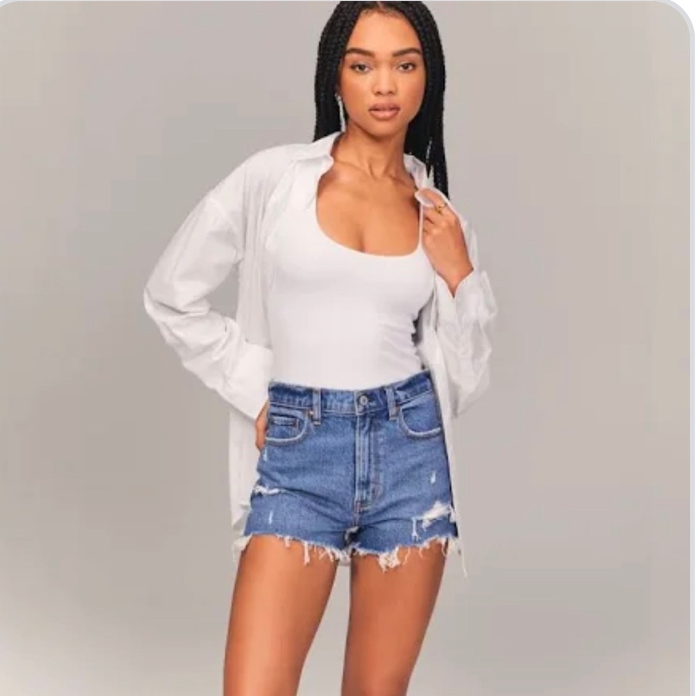 Abercrombie & Fitch High Rise Mom Short - Curve Love
